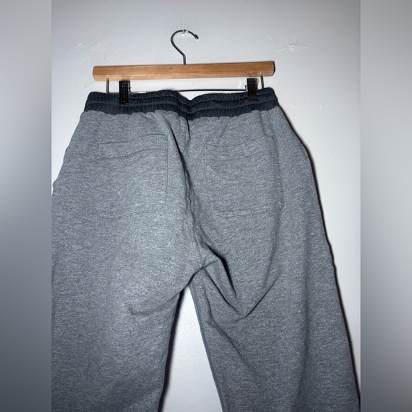 VUORI men’s balboa gray sweatpants size large - Picture 6 of 7